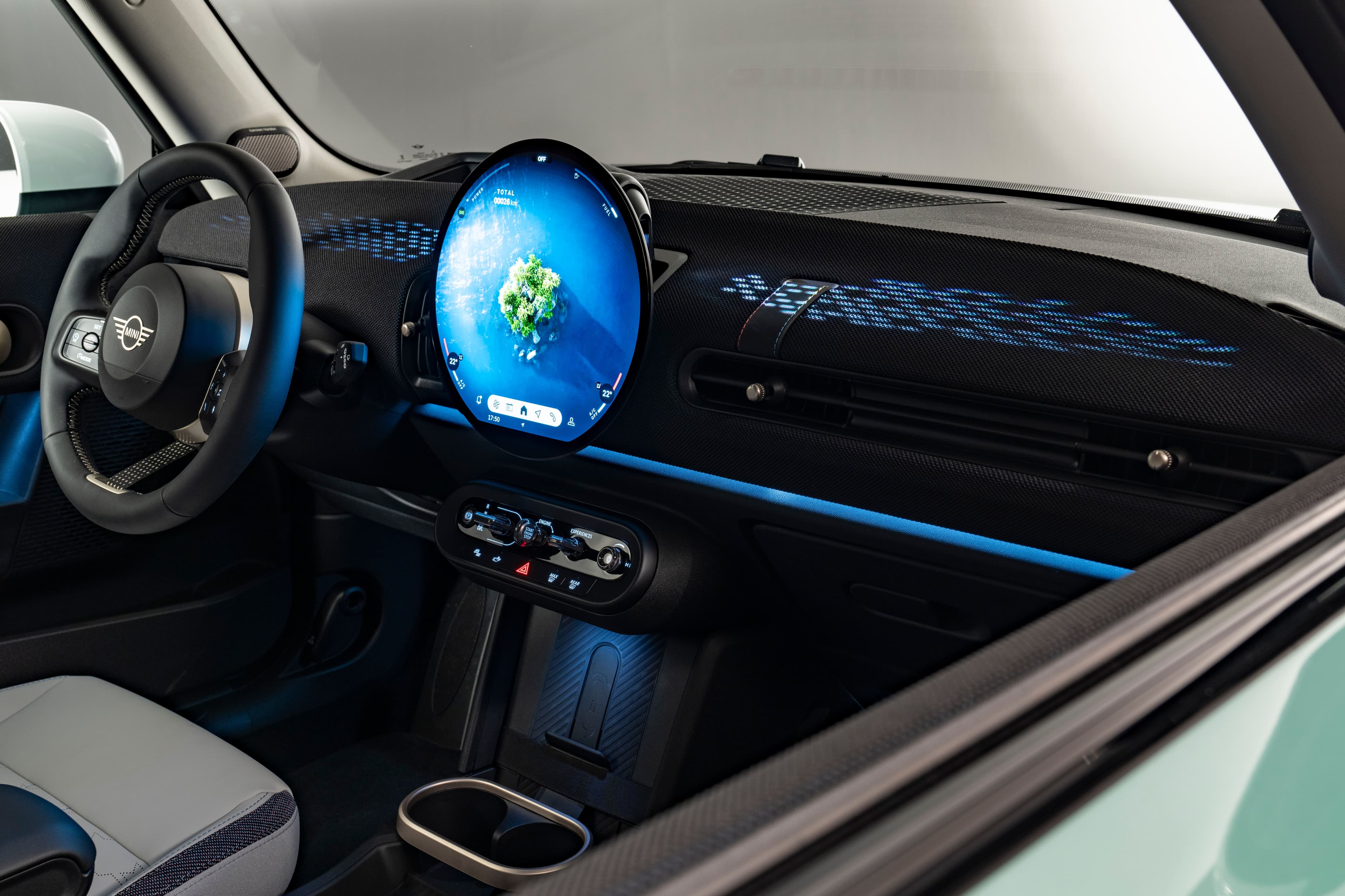 Imagen del MINI Cooper S con diseño deportivo y carácter dinámico